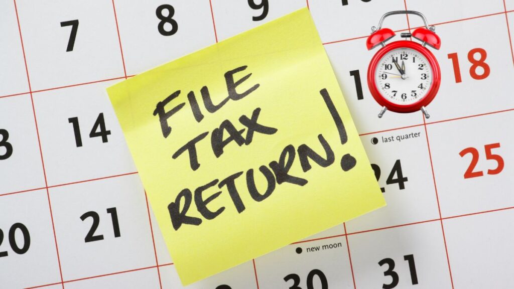 How to Prepare for Tax Season Throughout the Year